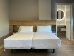 Apartamentos CRUNIA - El Burgo