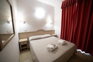 Double Room with Balcony and Sea View