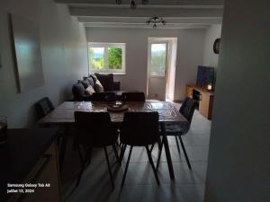 Maisons de vacances Appartement a la campagne refait a neuf : photos des chambres