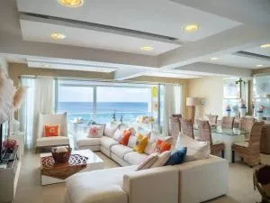 SuiteDelux Oceanview Marbella 3BDR - Juan Pedro