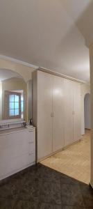 Трикімнатна Карпенка біля Порт-Сіті