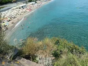 CASA ALBY Quiliano-Bergeggi - 奎里阿诺