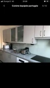 Chambre privée dans une grande maison - Linkebeek