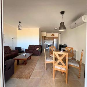 Somabay Breezy Elegance 3BR Apartment
