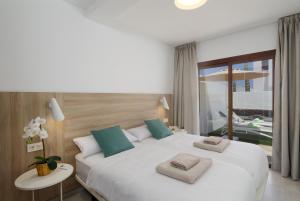 238 - Villa Sofia by Villas Now Ltd