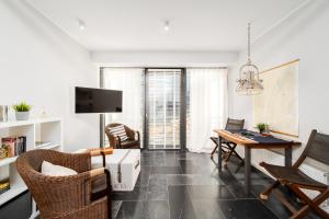 ANS Hanza Tower Apartment No 628 - Swimming pool, sauna, jacuzzi, viewing terrace