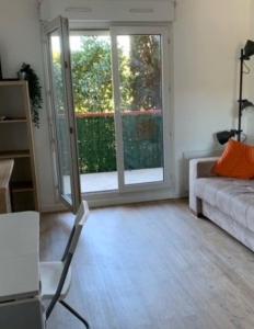 Appartements Studio entier pour vous avec parking et terrasse : photos des chambres
