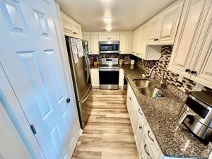 Cape Coddages I 103 Condo