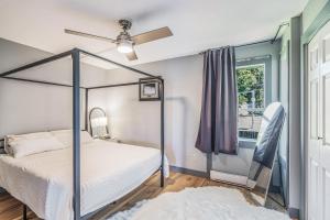 Entire home minutes from 3 lakes and a river!