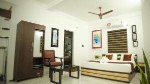 Hotel Gold Suite, Kakkanad