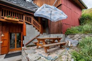 Chalets Chalet De Charme a la Montagne : photos des chambres