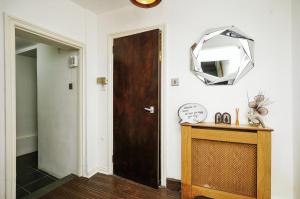 Modern Comfy and Central 5 star location DoubleBeds