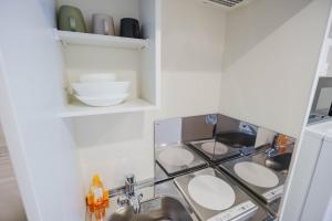 QH102, Newly renovated hotel, direct access to Ueno, Asakusa, Disneyland, Airport