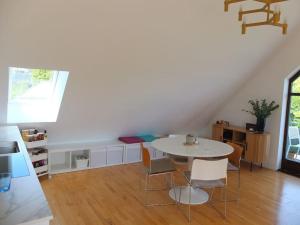 Dachgeschosswohnung Seeblick