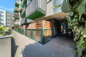 Babiego Lata Spacious Apartment