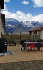 Maison familiale entre montagne et ville