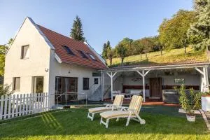 Nemes Dűlő Vendégház - Lábdi