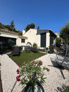 Sejours chez l'habitant Petit Havre de Paix avec Jacuzzi Luxe & Jardin Privatif Zen : photos des chambres