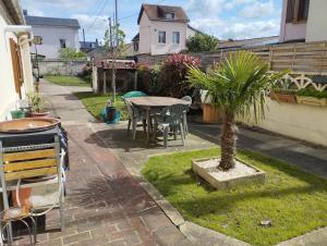 Sejours chez l'habitant Suite parentale independante avec acces direct jardin : photos des chambres
