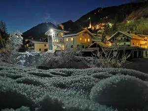 Hotel Garni DIAS - See