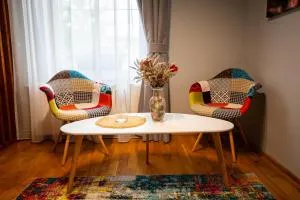 Roni House - Livezeni