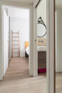 Youhosty - Colonna 59