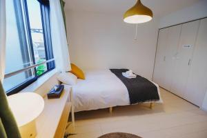QH303, Newly renovated hotel, direct access to Ueno, Asakusa, Disneyland, Airport