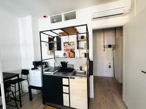 the house near the sea