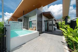 Stylish Pool Villa in Chalong-Phuket-2 Bedroom