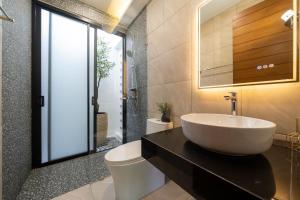 Stylish Pool Villa in Chalong-Phuket-2 Bedroom