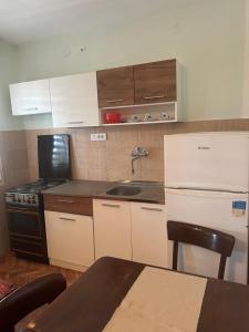 Apartmani Podovac