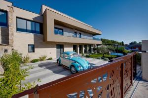 Villa Bavigo and Pieron