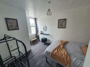 10 Pier Road Gillingham ME7 1RJ