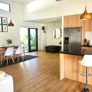 Tropical Kuranda Modern Retreat