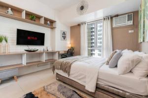 Furnished Studio in Avida Towers Riala, Cebu IT Park with Pool, Fast WiFi, Netflix and More