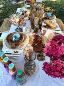 Chez Célia Bed&Breakfast - Cours