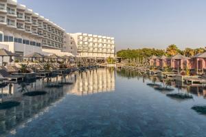 Cali Resort & Spa Designed For Adults by Louis Hotels