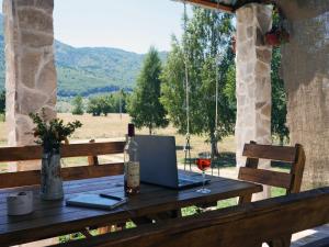 Chalet with Barbecue in Brezna