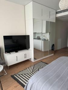 Solo Visit Apartments 1708 B