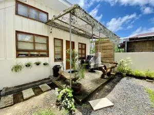 Chiaras Tiny House - Bulusan