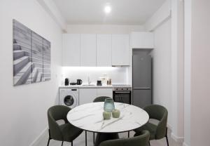 LIV - Comfortable & Stylish Escape in Pagrati