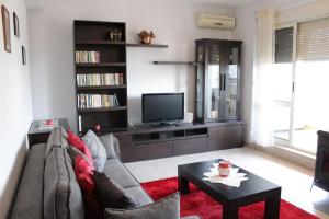 Cosy Rooftop Central Apartment at Pazari i Ri