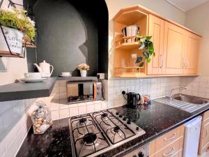 INNit Bloom - Triple Studio