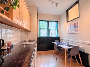 INNit Bloom - Triple Studio