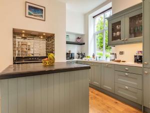 4 Bed in Combe Martin 87619