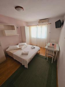 Apartman Lampić with beautiful sea view