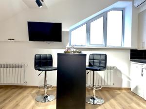 ApartPoltava НОВА ексклюзивна мансарда з виходом на дах в ЦЕНТРІ міста