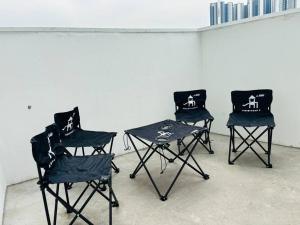 Playground 7 - Kid Jungle Gym, Oceanview, Parking lot