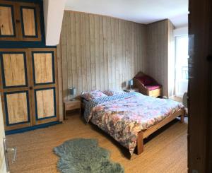 Appartements La Auarje: Appartement avec jardin & terrasse : photos des chambres