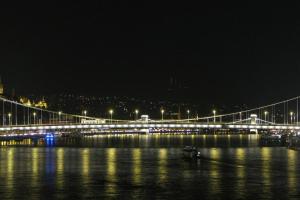 Riverside city center, 5th district